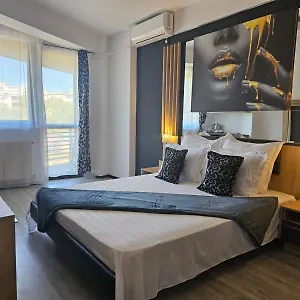 Theline Bucureşti